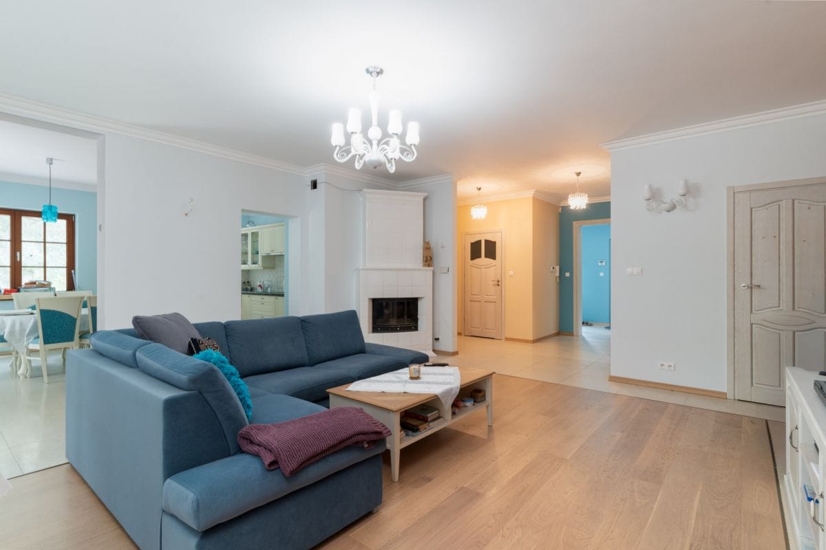 Dom 6 pokojowe na Sprzedaż