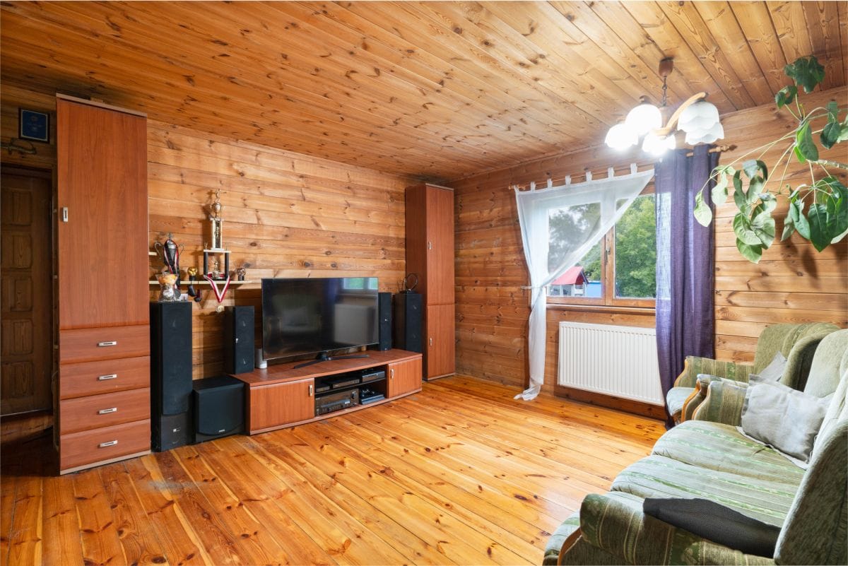 Dom 4 pokojowe na Sprzedaż