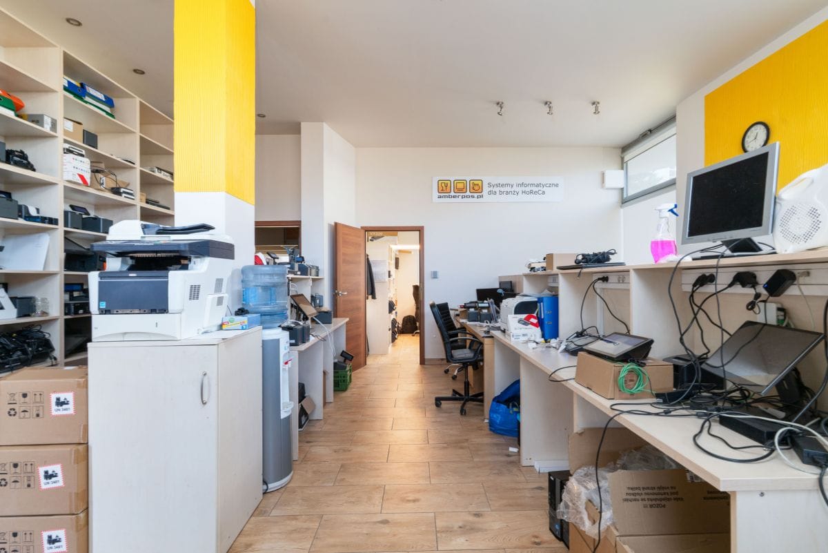 Lokal użytkowy  pokojowe na Sprzedaż