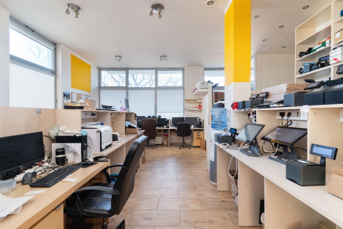 Lokal użytkowy  pokojowe na Sprzedaż