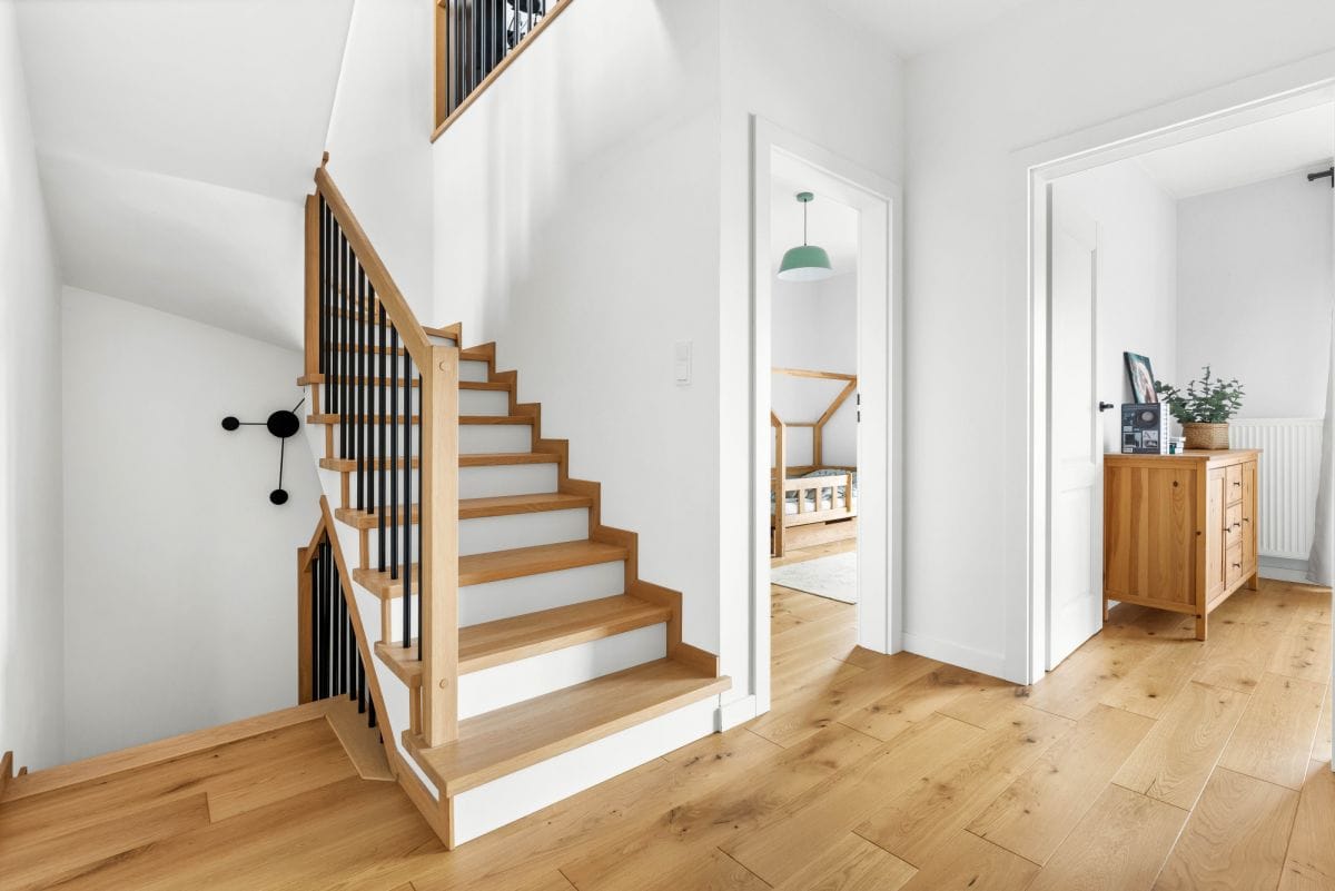 Dom 5 pokojowe na Sprzedaż