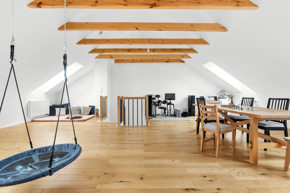 Dom 5 pokojowe na Sprzedaż