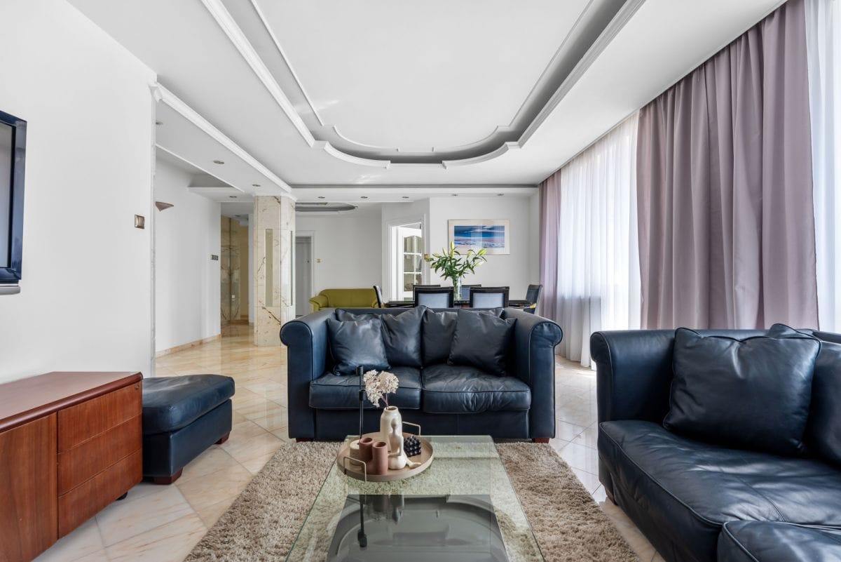 Mieszkanie 4 pokojowe na Sprzedaż