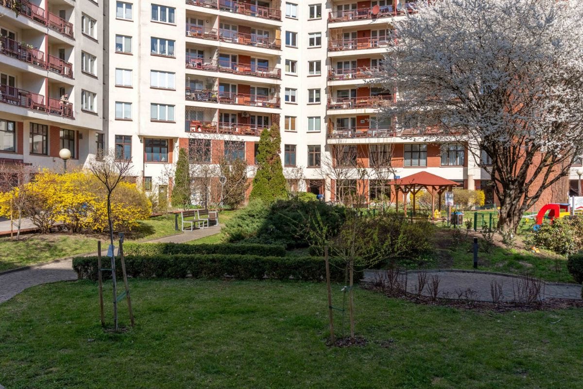 Mieszkanie 4 pokojowe na Sprzedaż