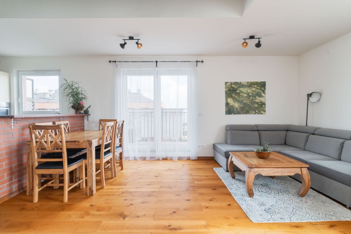 Mieszkanie 4 pokojowe na Sprzedaż