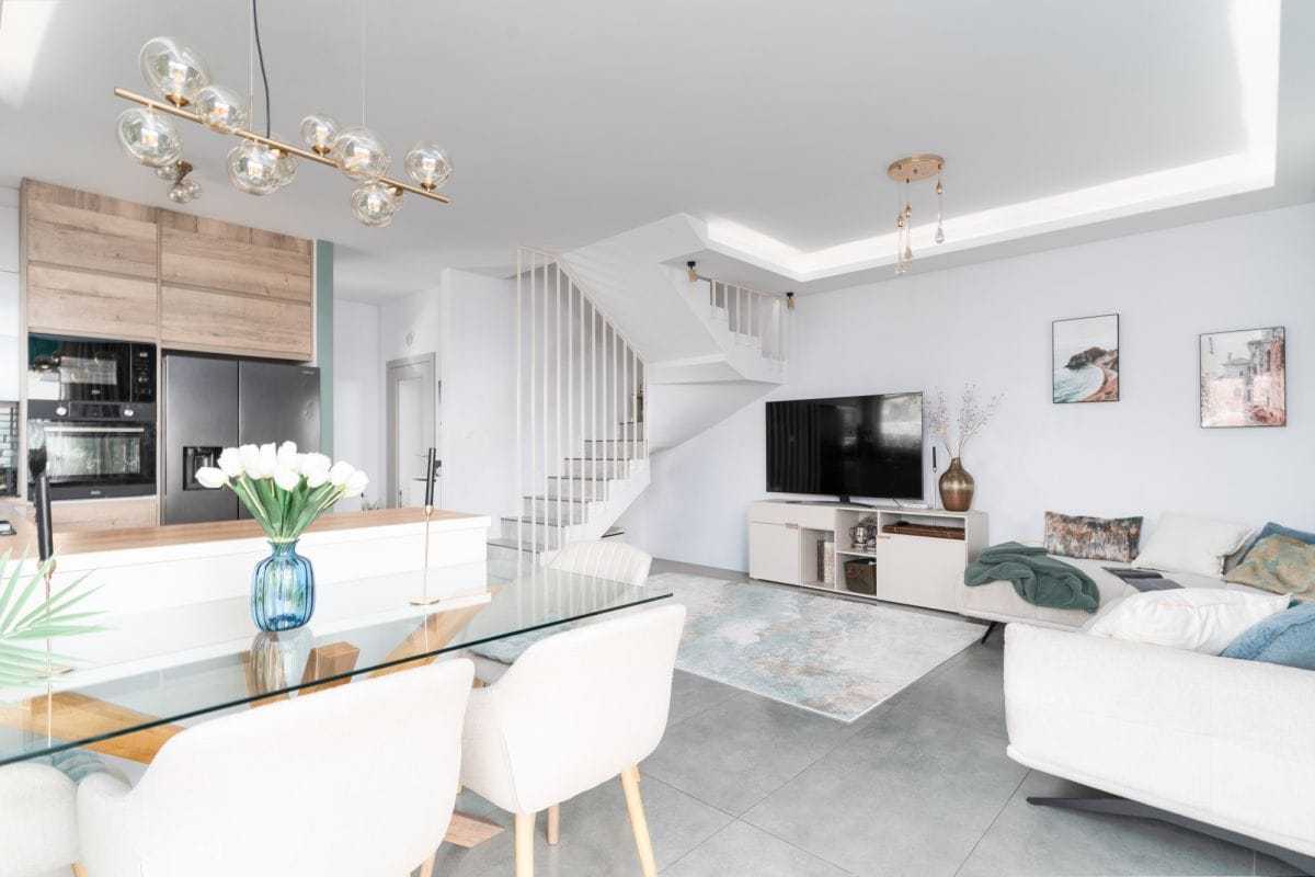 Dom 5 pokojowe na Sprzedaż