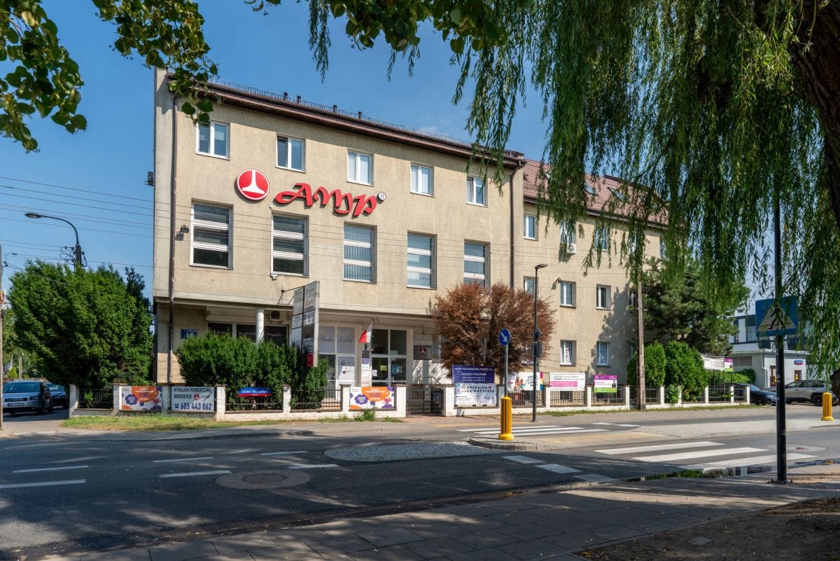 Lokal użytkowy  pokojowe na Sprzedaż