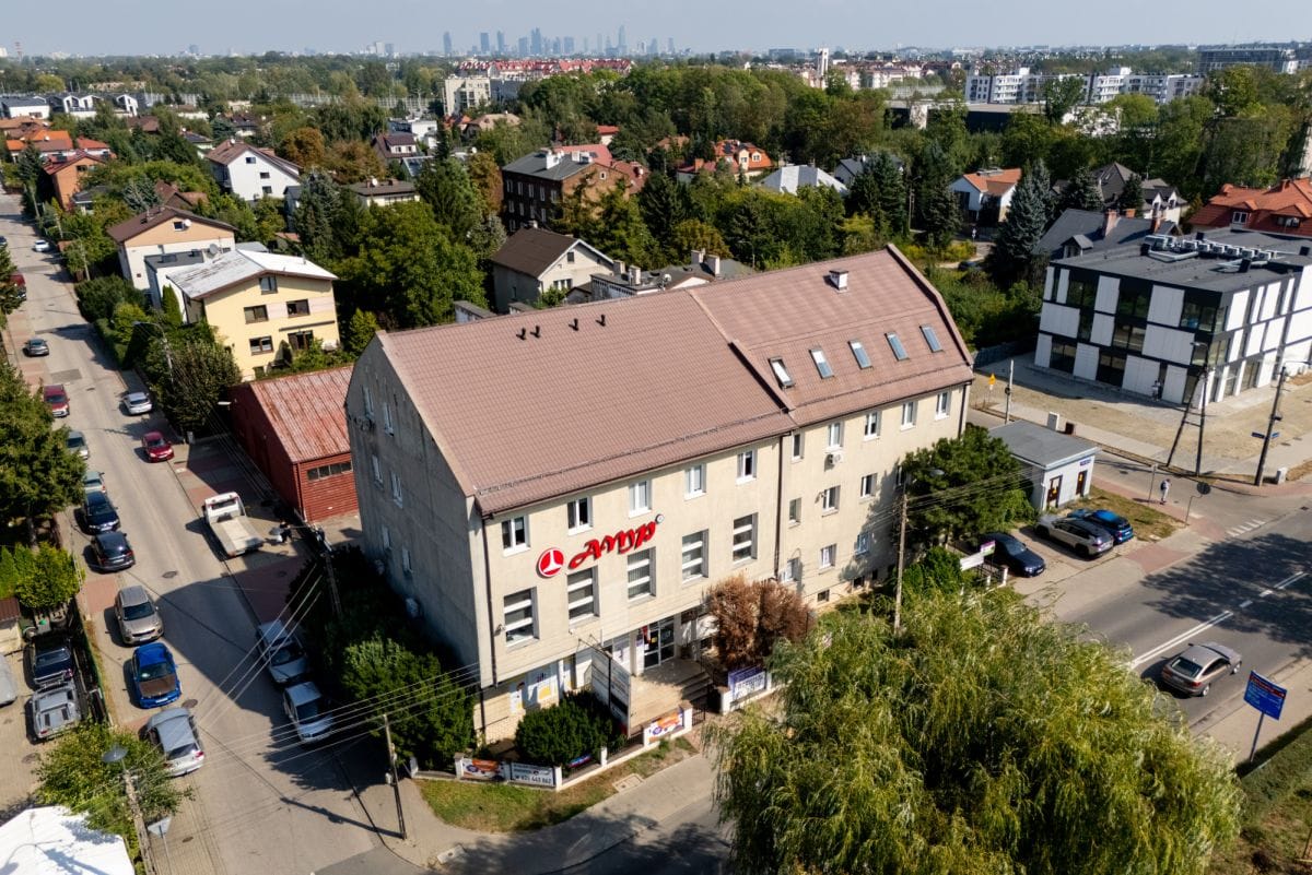 Lokal użytkowy  pokojowe na Sprzedaż
