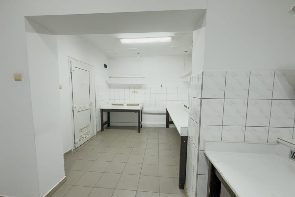 Lokal użytkowy  pokojowe na Sprzedaż