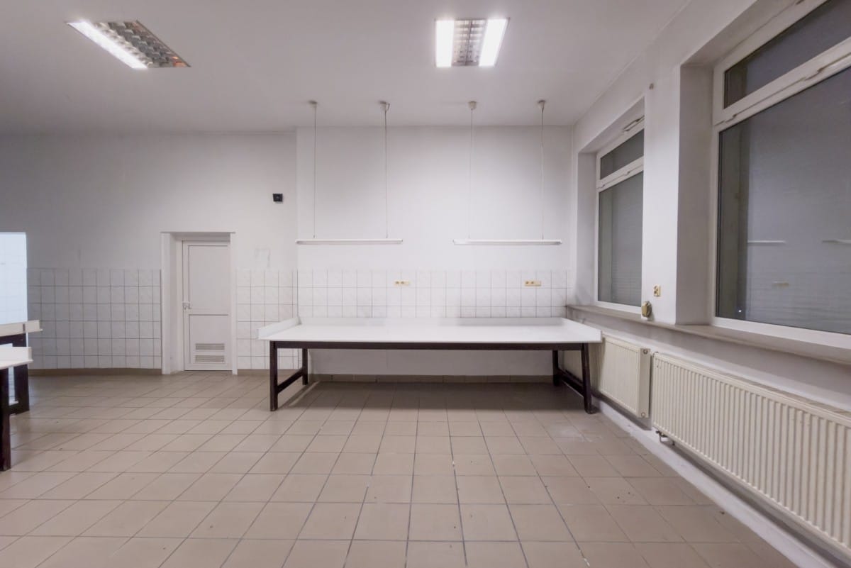 Lokal użytkowy  pokojowe na Sprzedaż