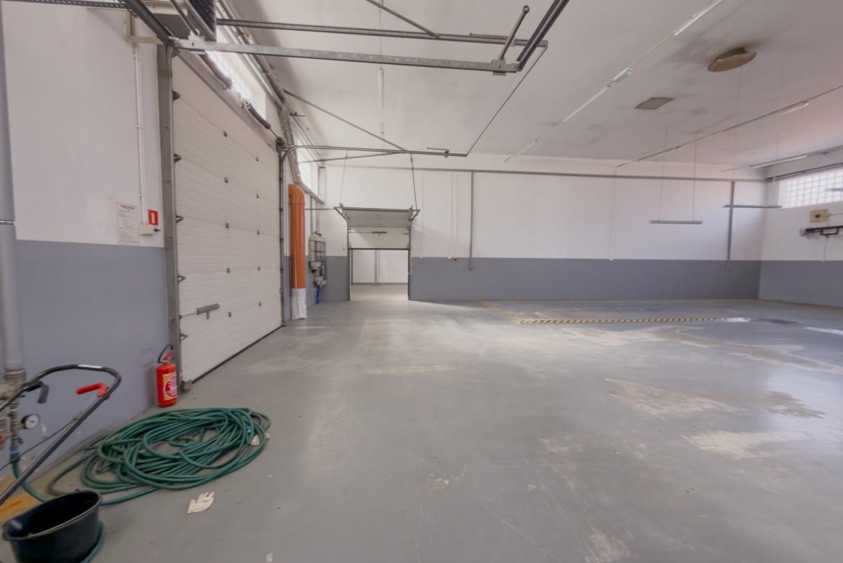 Lokal użytkowy  pokojowe na Sprzedaż