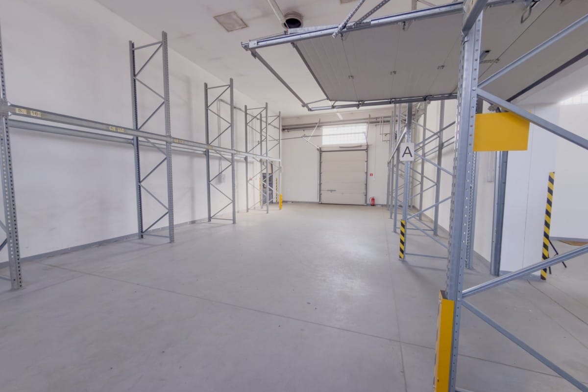 Lokal użytkowy  pokojowe na Sprzedaż