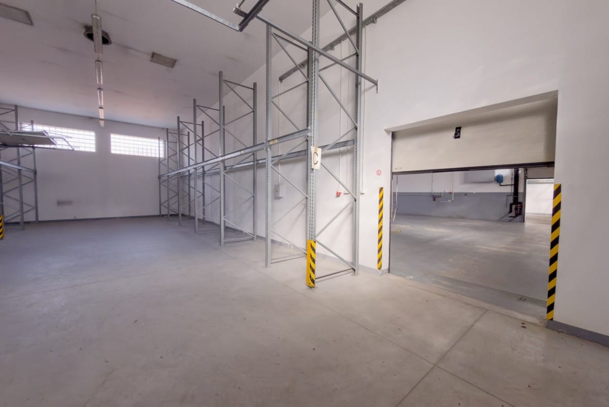 Lokal użytkowy  pokojowe na Sprzedaż