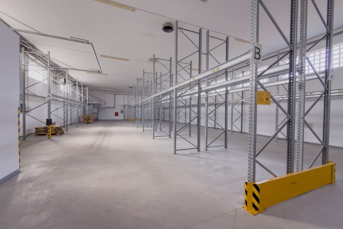 Lokal użytkowy  pokojowe na Sprzedaż