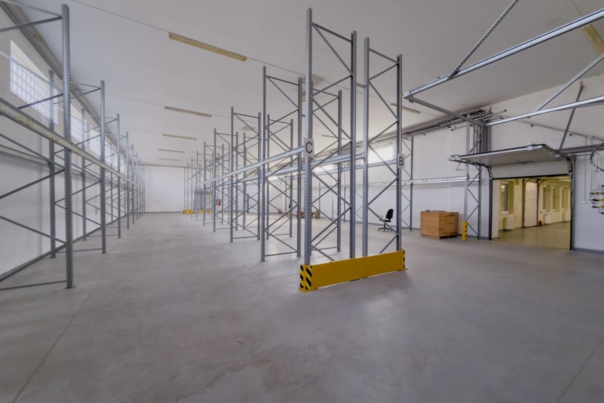 Lokal użytkowy  pokojowe na Sprzedaż