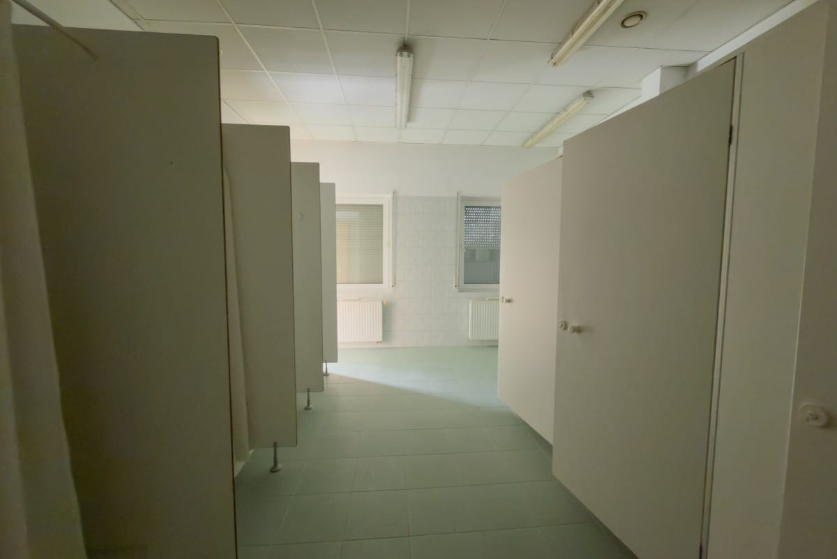 Lokal użytkowy  pokojowe na Sprzedaż