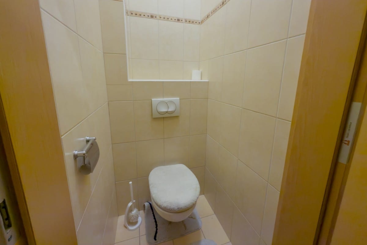 Lokal użytkowy  pokojowe na Sprzedaż