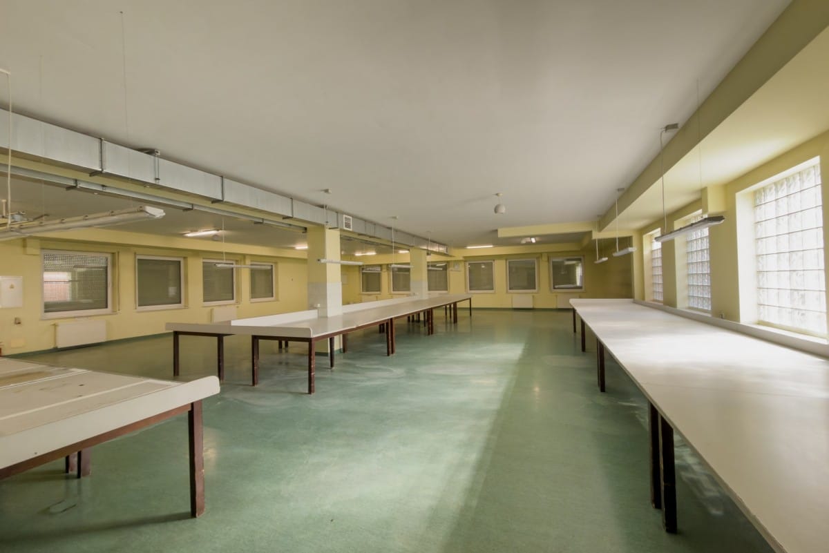 Lokal użytkowy  pokojowe na Sprzedaż