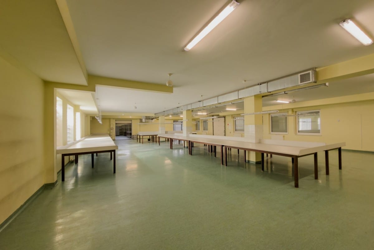 Lokal użytkowy  pokojowe na Sprzedaż