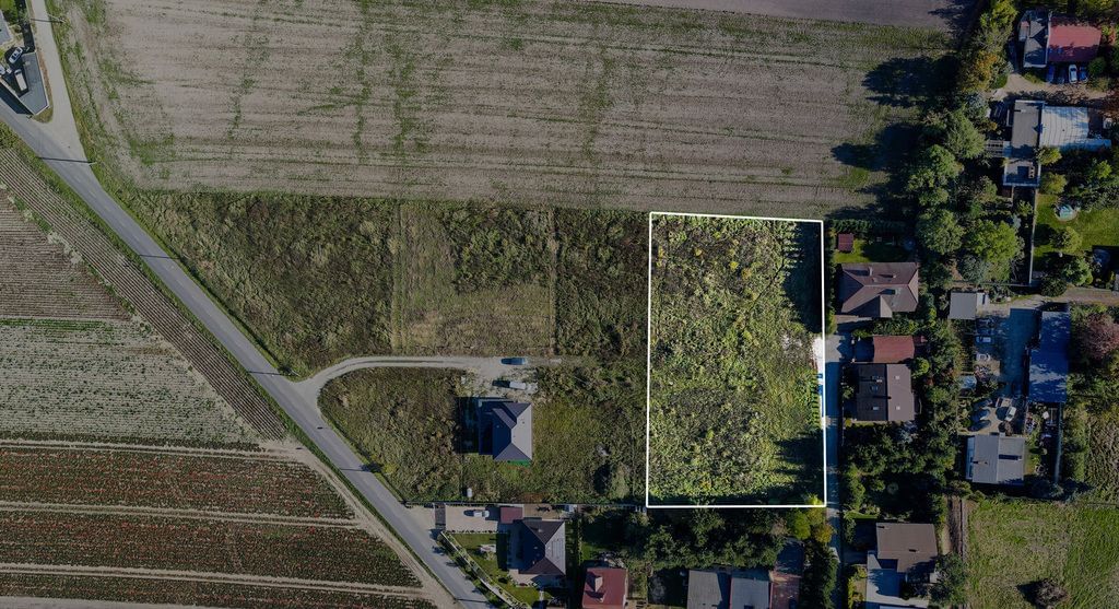 Działka  pokojowe na Sprzedaż