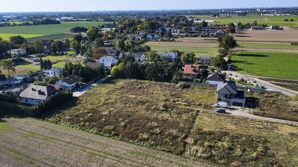 Działka  pokojowe na Sprzedaż