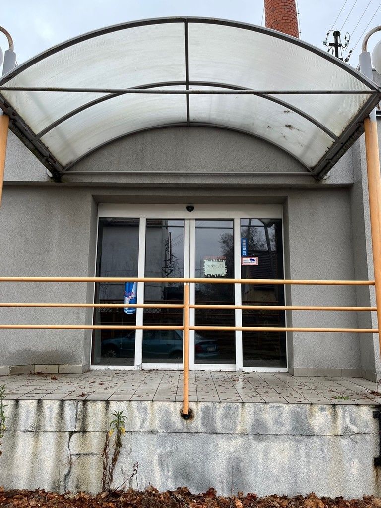 Lokal użytkowy  pokojowe na Sprzedaż