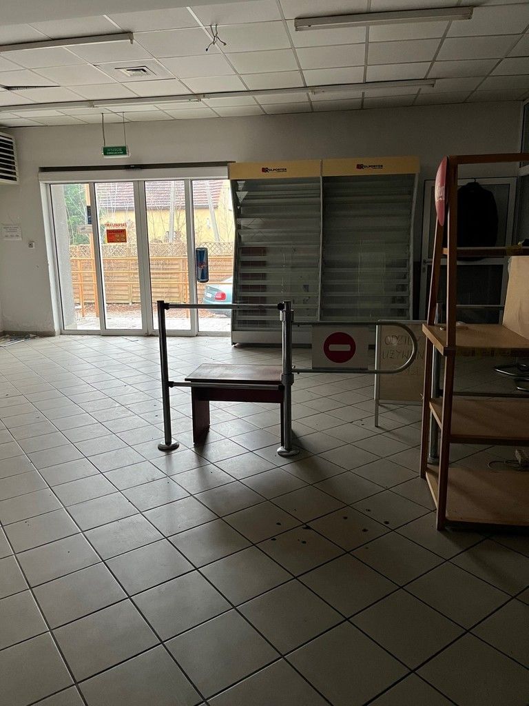 Lokal użytkowy  pokojowe na Sprzedaż