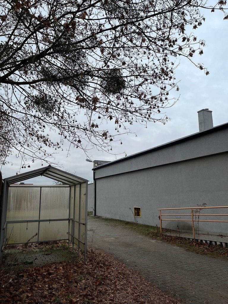 Lokal użytkowy  pokojowe na Sprzedaż