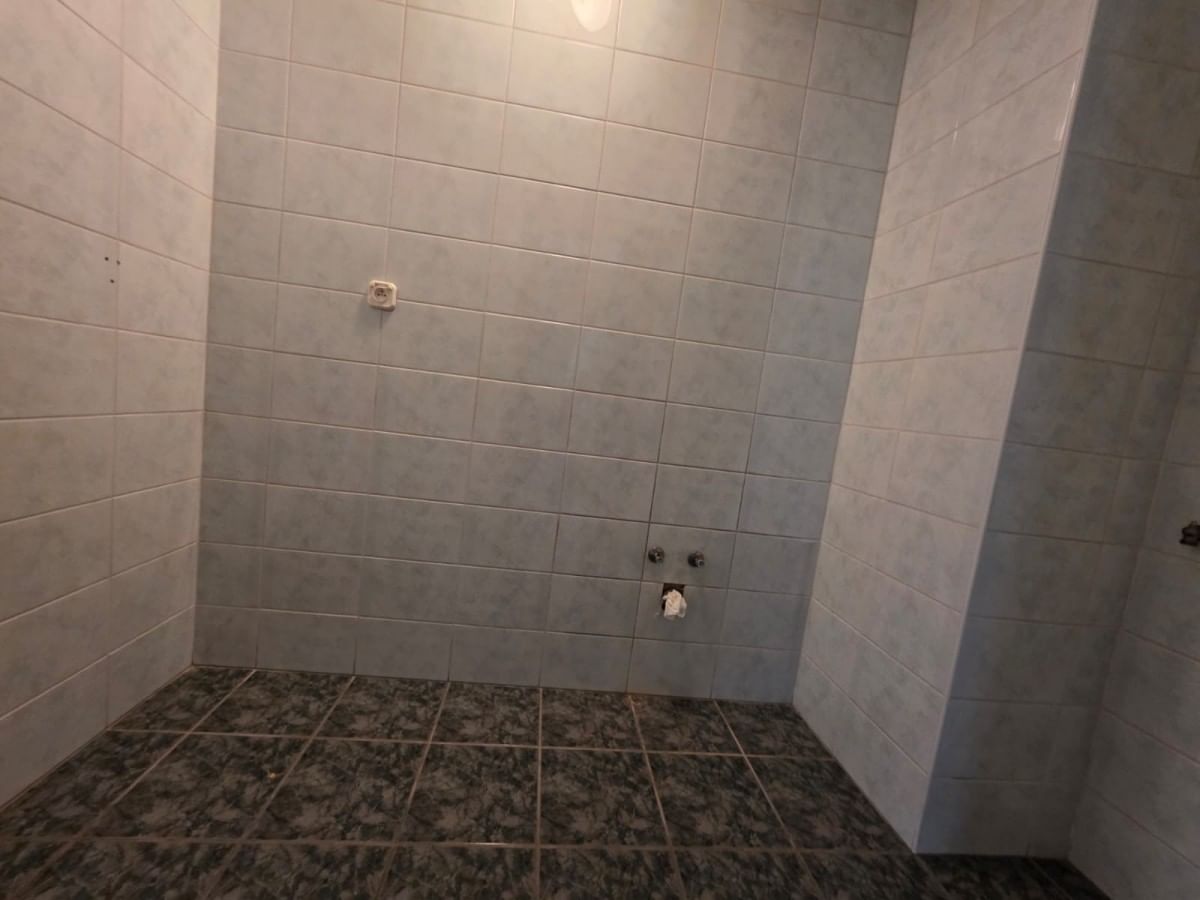 Mieszkanie 5 pokojowe na Sprzedaż