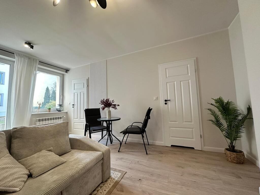 Mieszkanie 2 pokojowe na Sprzedaż