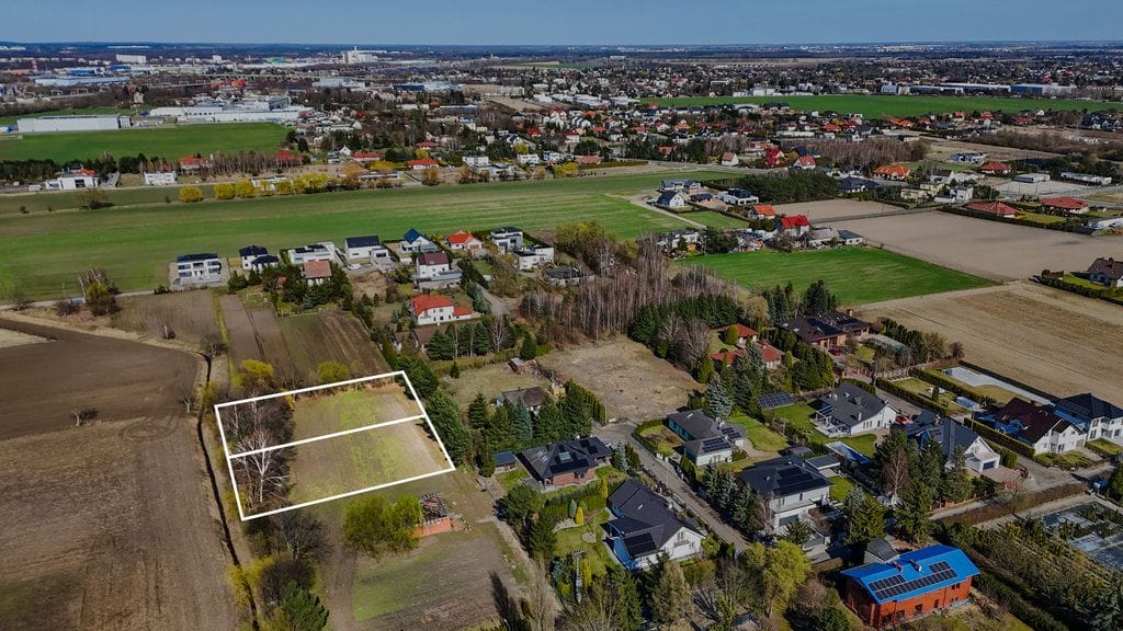 Działka  pokojowe na Sprzedaż