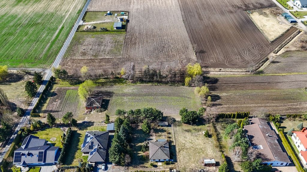Działka  pokojowe na Sprzedaż