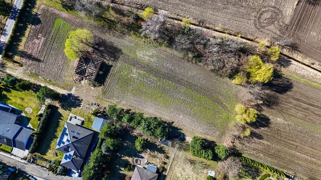 Działka  pokojowe na Sprzedaż