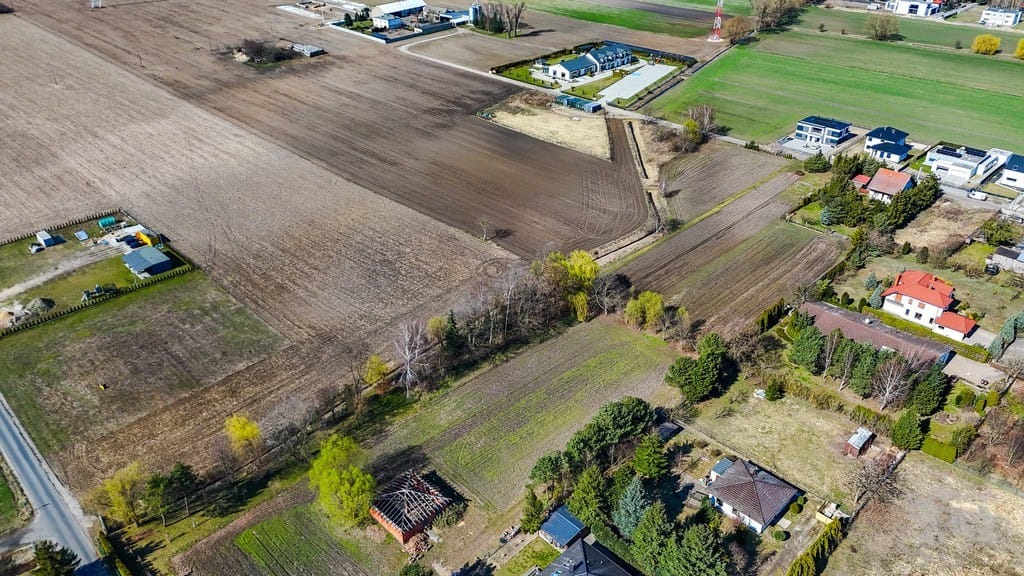 Działka  pokojowe na Sprzedaż