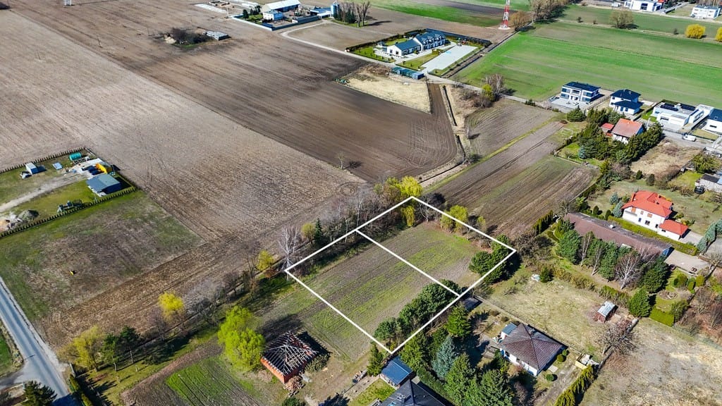 Działka  pokojowe na Sprzedaż