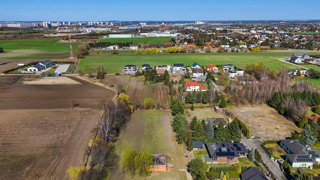 Działka  pokojowe na Sprzedaż