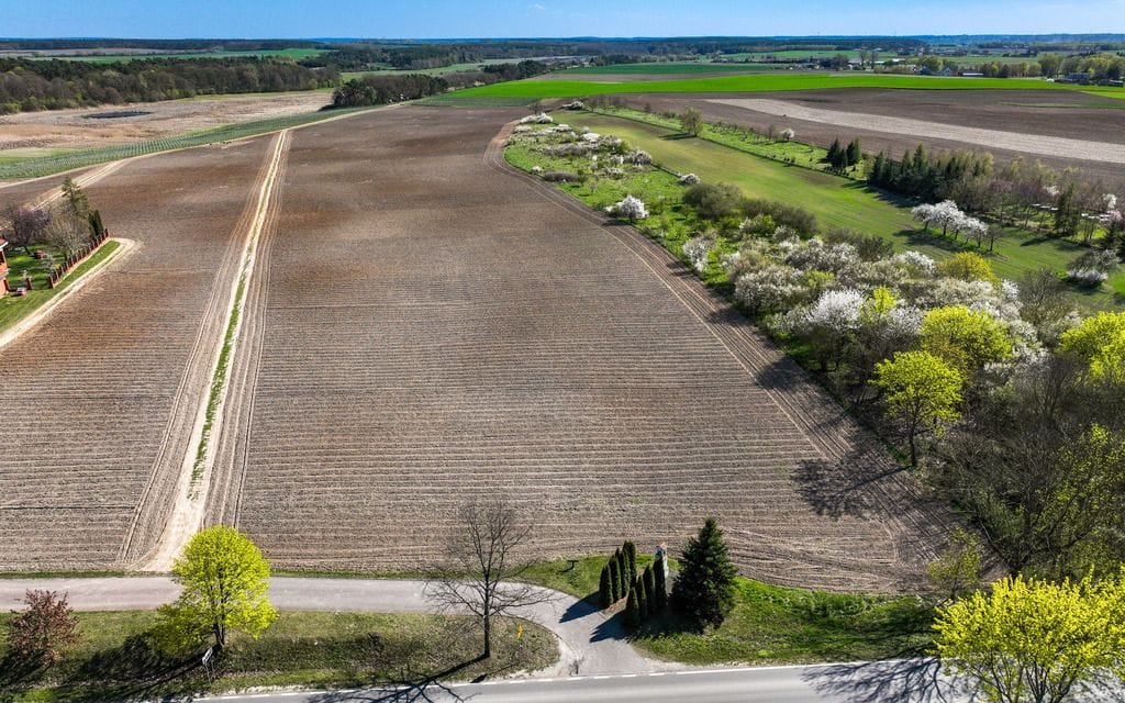 Działka  pokojowe na Sprzedaż