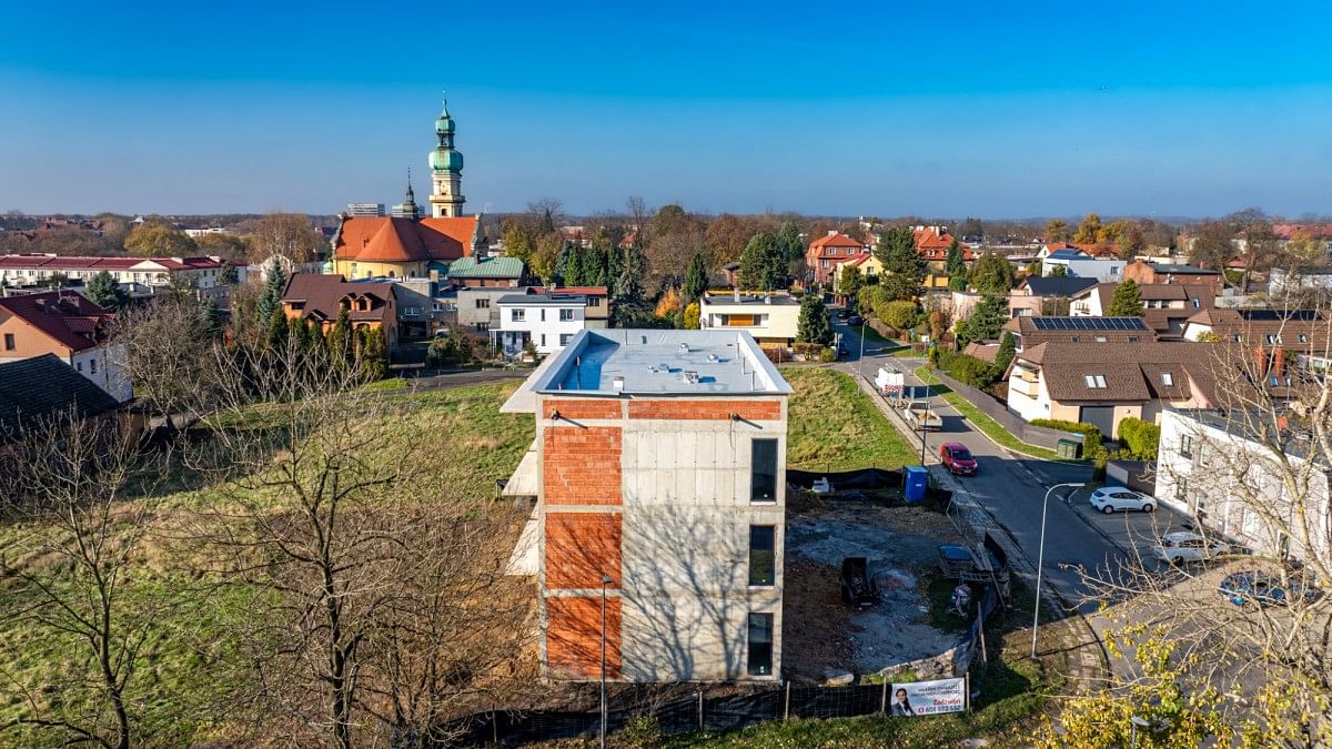 Mieszkanie 7 pokojowe na Sprzedaż