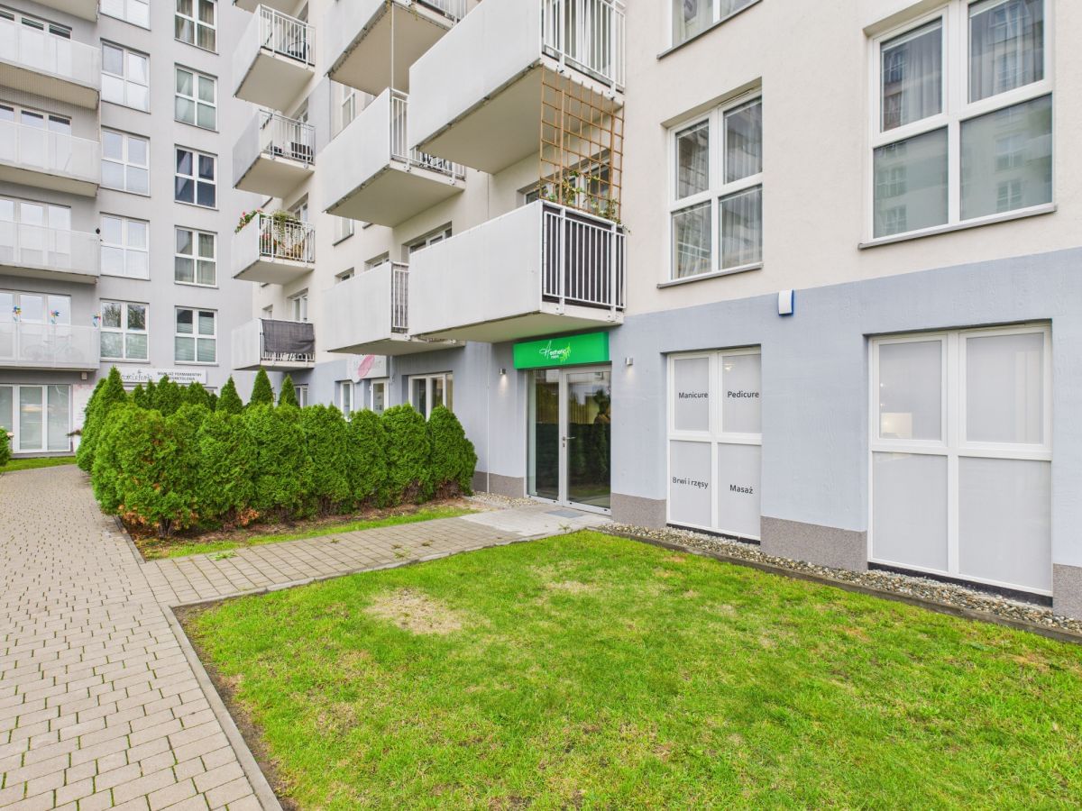 Lokal użytkowy  pokojowe na Sprzedaż