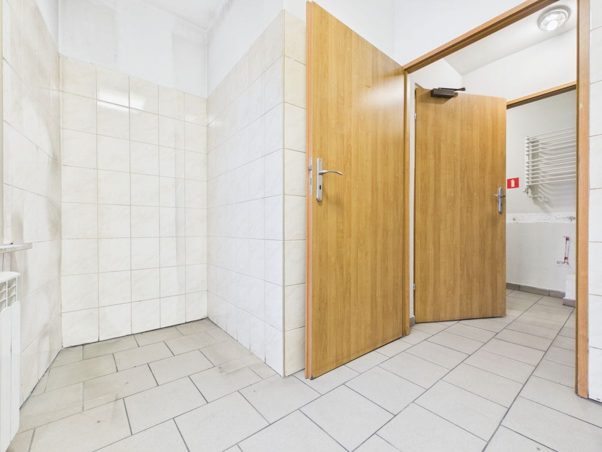 Lokal użytkowy  pokojowe na Wynajem