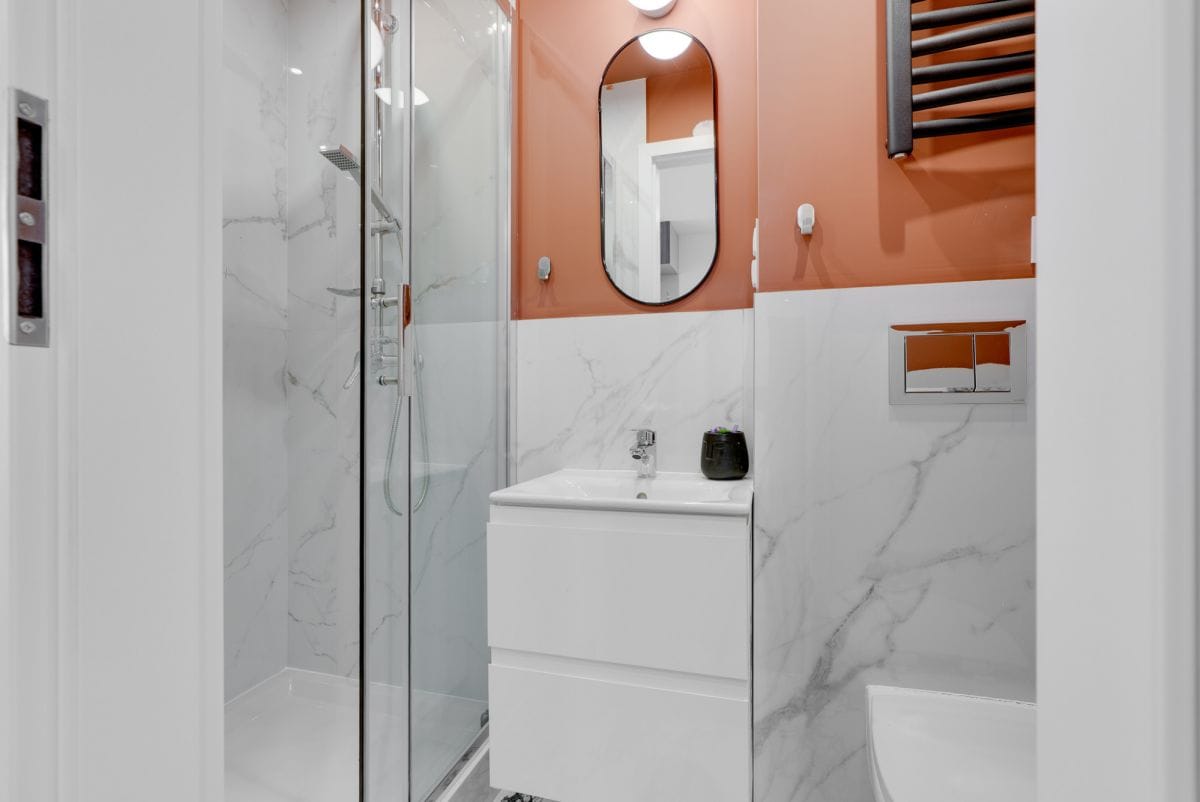 Dom 40 pokojowe na Sprzedaż