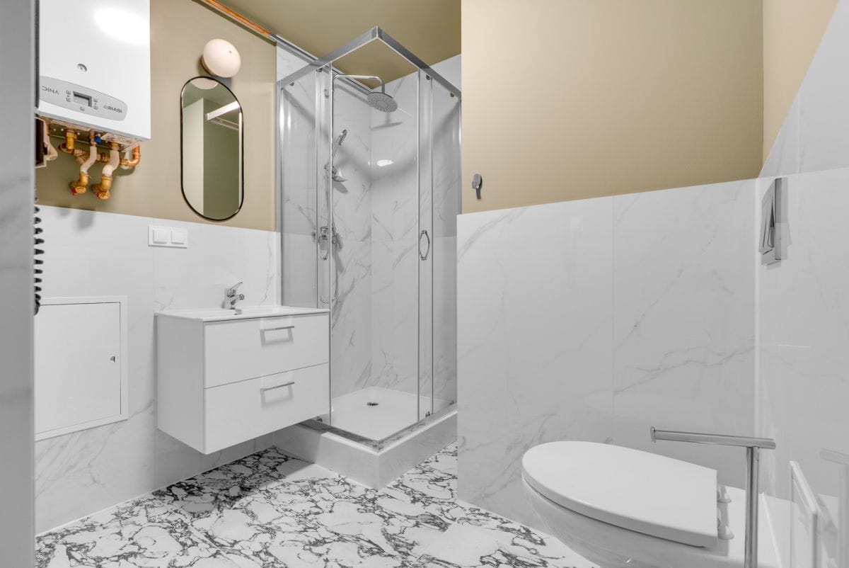 Dom 40 pokojowe na Sprzedaż