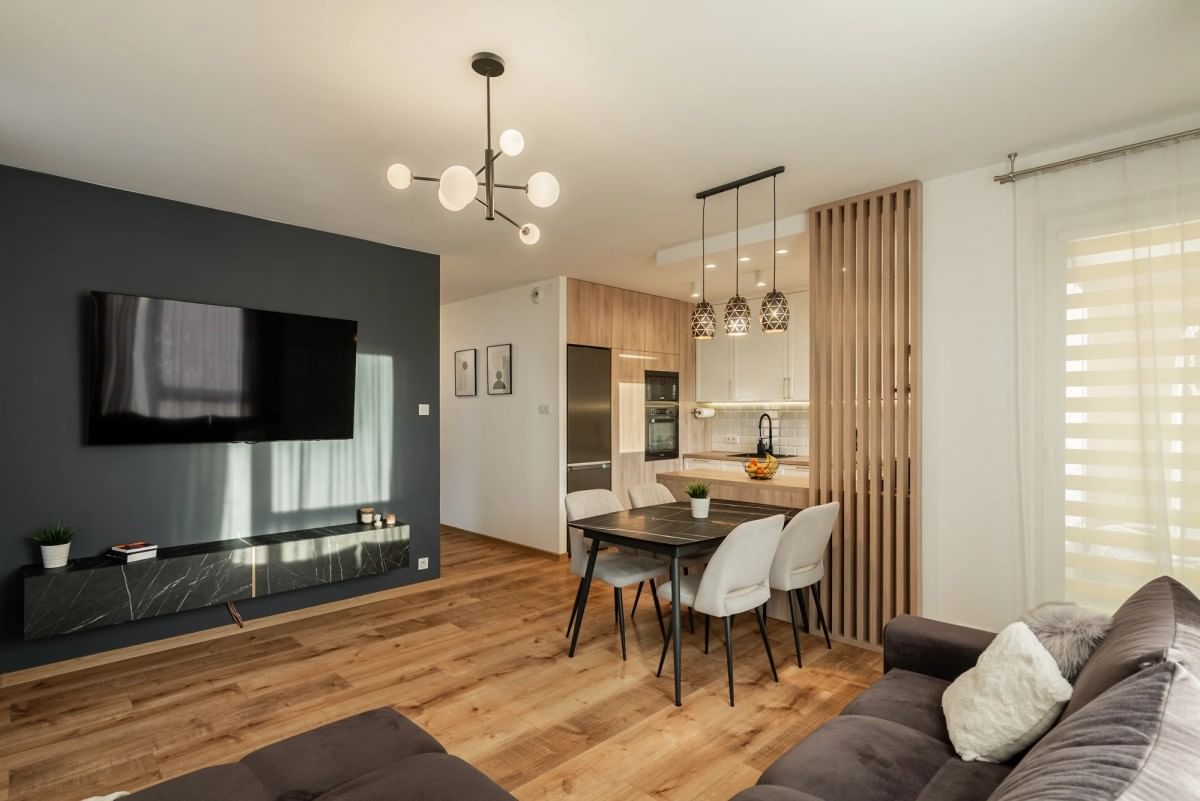 Mieszkanie na Sprzedaż 3 pokoje biuro Tur Nieruchomości Mieszkanie 3 pokojowe na Sprzedaż