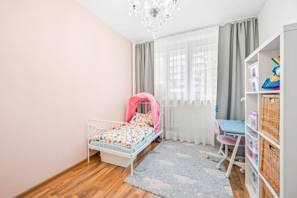 Mieszkanie 4 pokojowe na Sprzedaż