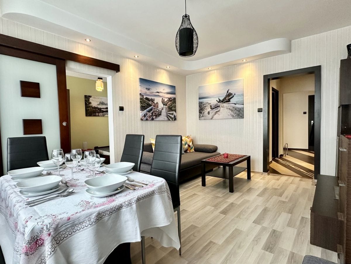 Mieszkanie 3 pokojowe na Sprzedaż