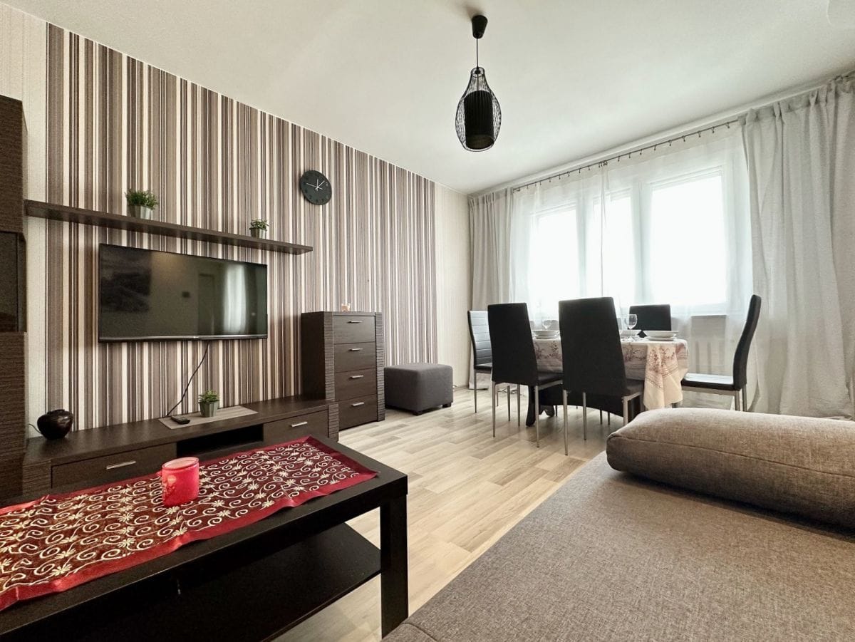 Mieszkanie 3 pokojowe na Sprzedaż