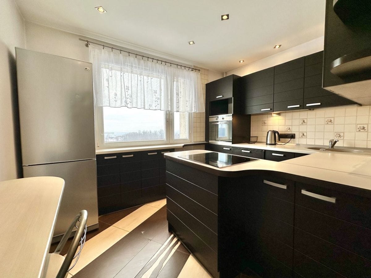 Mieszkanie 3 pokojowe na Sprzedaż