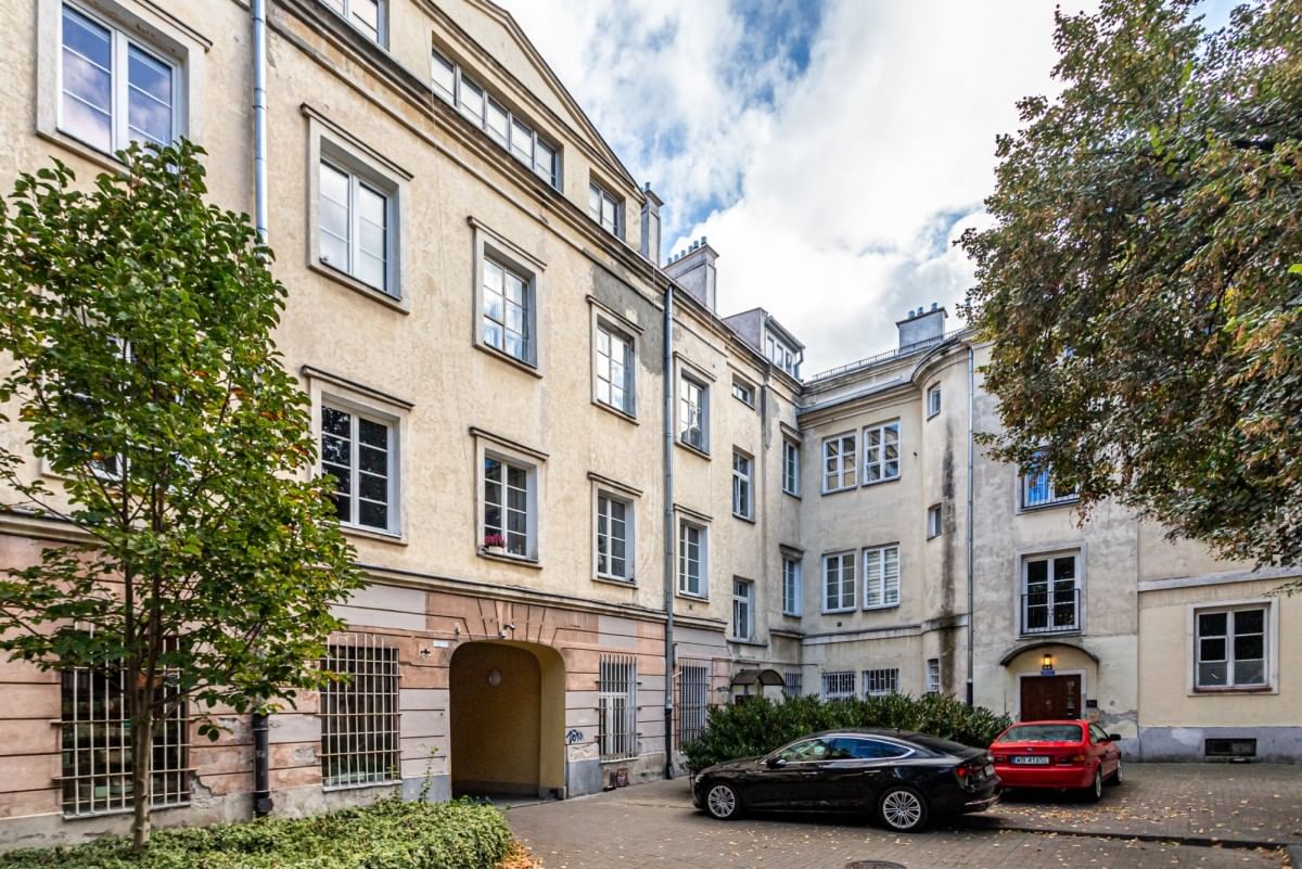 Mieszkanie 6 pokojowe na Sprzedaż