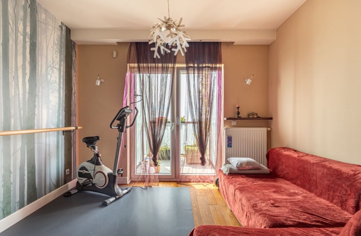 Mieszkanie 4 pokojowe na Sprzedaż
