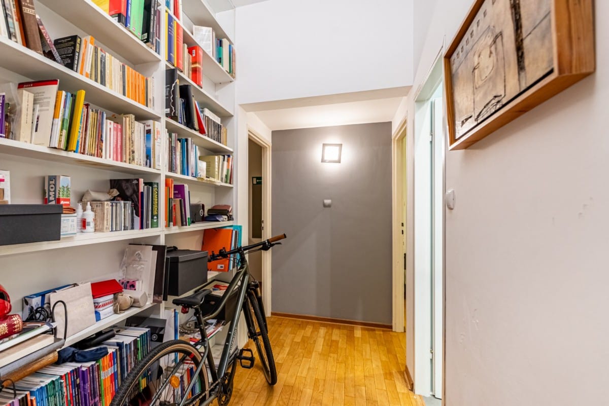 Mieszkanie 4 pokojowe na Sprzedaż